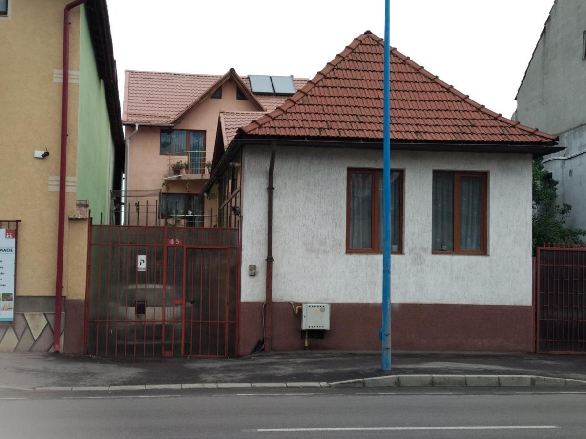 Casa Charlot Apartment Brașov Exterior foto